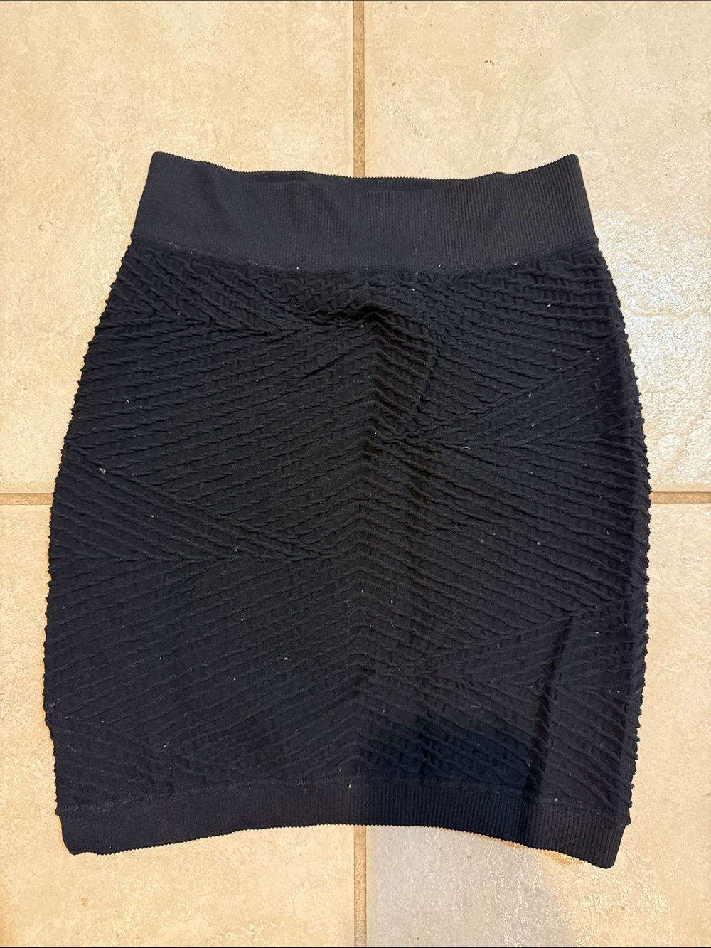 BCBGeneration Black Textured Ribbed Pencil Skirt